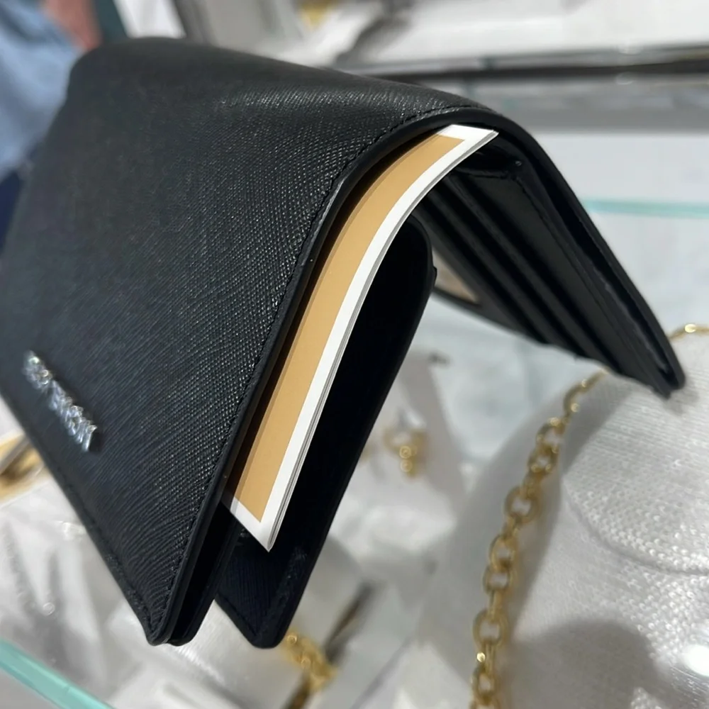 Michael Medium Crossgrain Leather Bifold Wallet Black  NWT